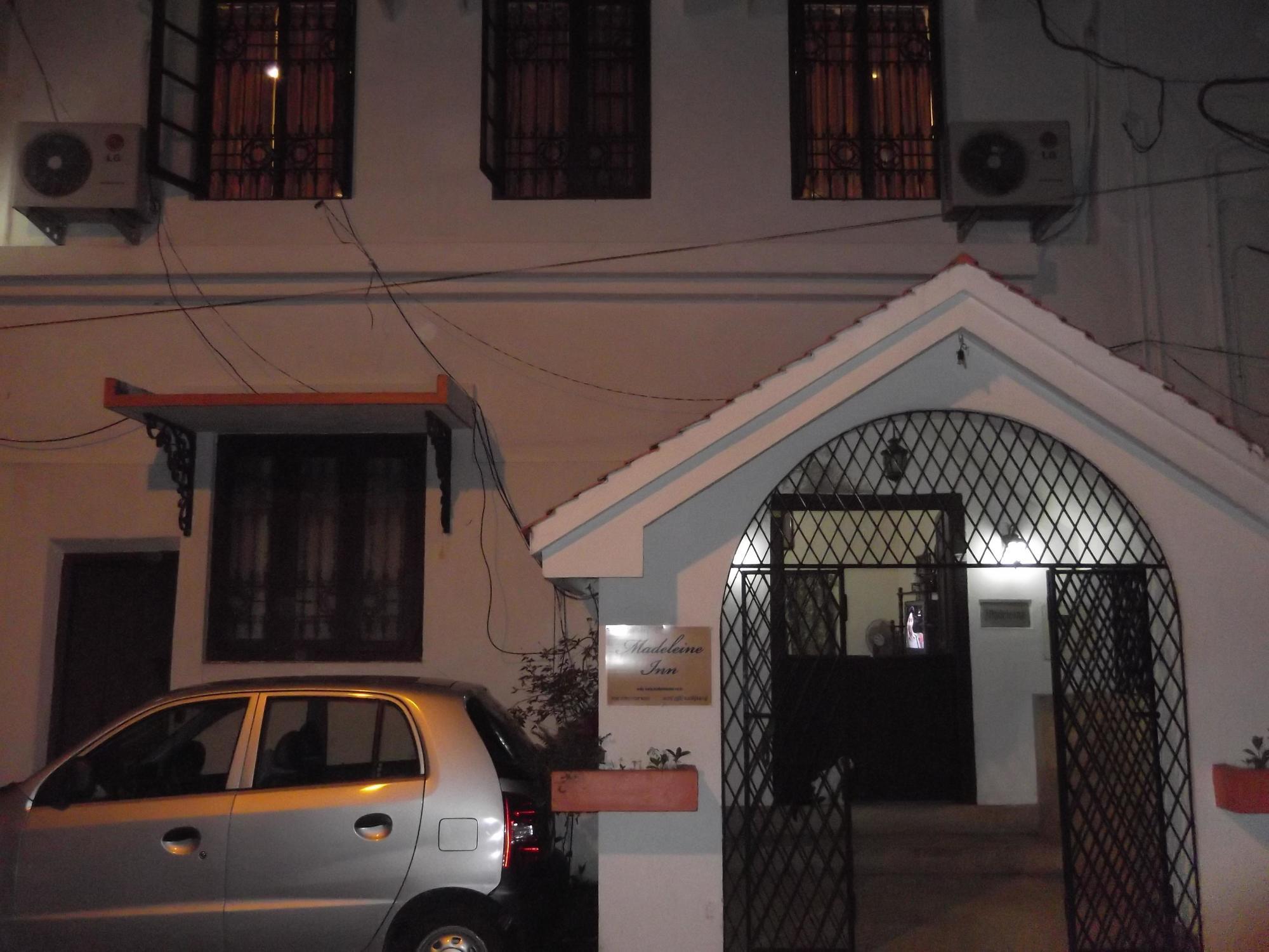 شقة دار ضيافة مادلين إن Kochi المظهر الخارجي الصورة